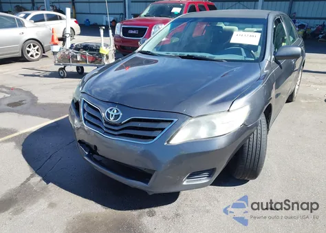 2011 Toyota Camry Le z USA, uszkodzony, nr VIN 4T1BF3EK7BU199395